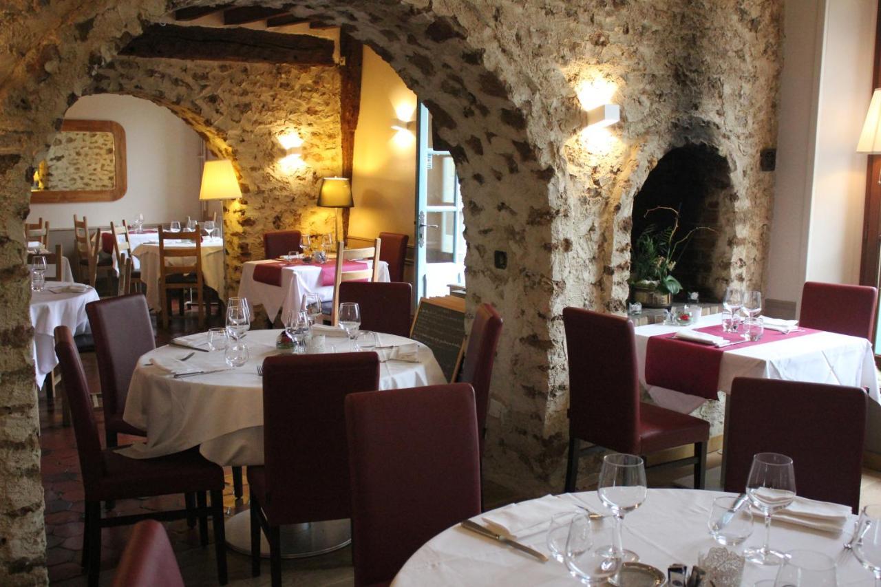Logis Hotel & Restaurant - Le Manoir De Sauvegrain Saint-Lambert  Exterior photo
