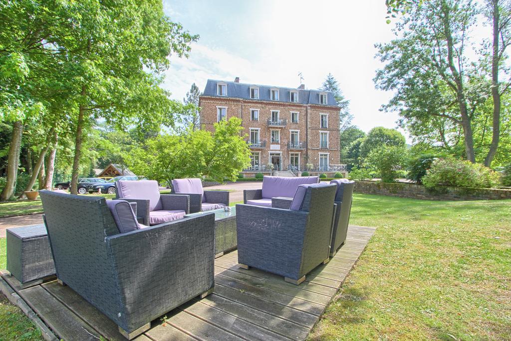 Logis Hotel & Restaurant - Le Manoir De Sauvegrain Saint-Lambert  Exterior photo