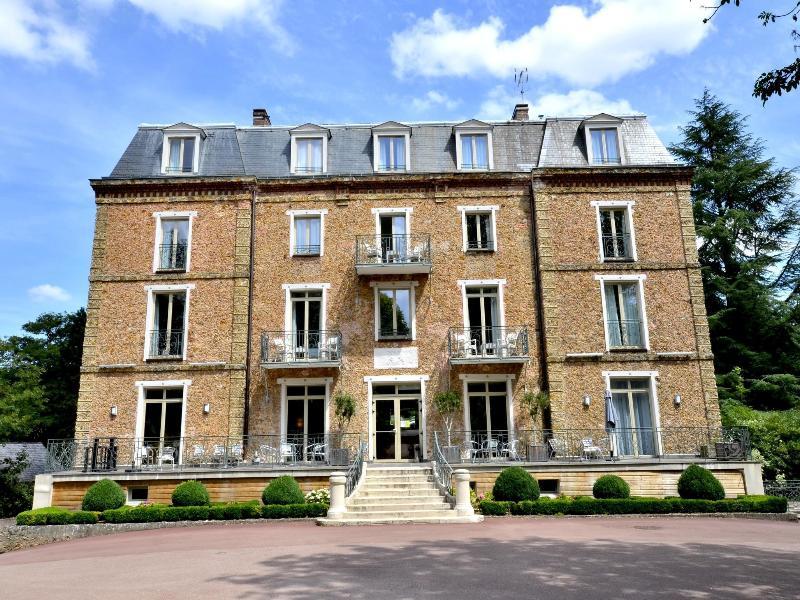 Logis Hotel & Restaurant - Le Manoir De Sauvegrain Saint-Lambert  Exterior photo